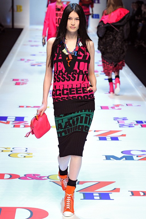 Wearable Trends D&G ReadyToWear Fall 2011 Runway Photos, Milan